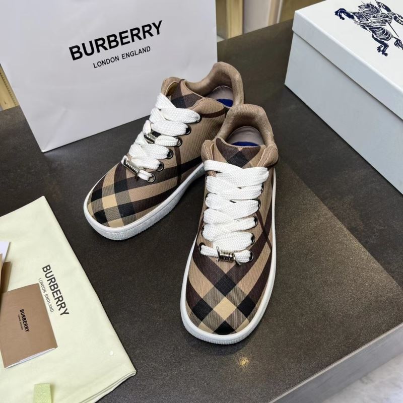 Burberry Low Shoes